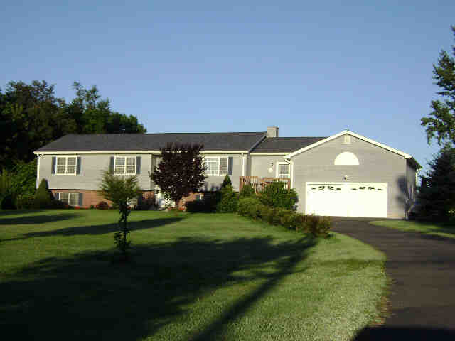 Building photograph for 329 MAIN ST N